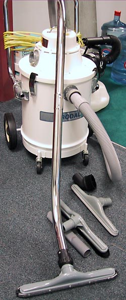New 10 Gallon Arodal Wet & Dry Vacuum