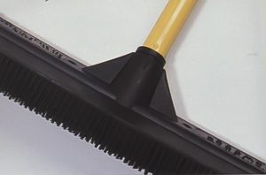 rubber sweeper with handle